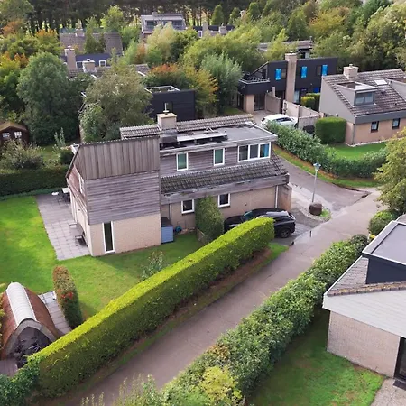 Vila Luxe Vrijstaande Recreatiewoning Met Tuinsauna *